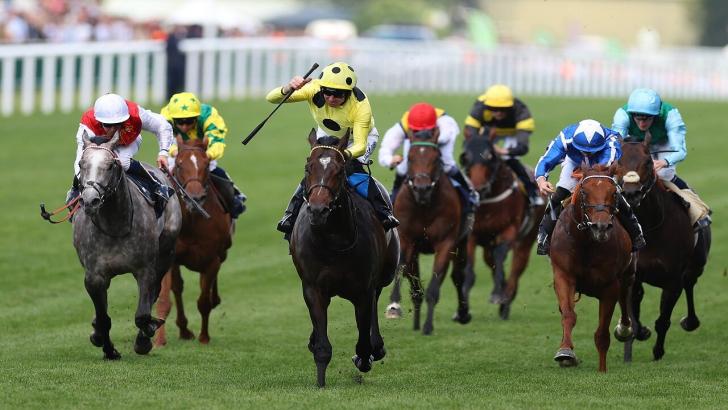 Tom Eaves rides Inisherin to victory  at Royal Ascot 2024